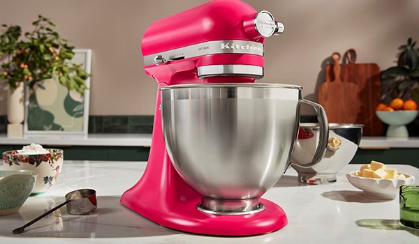 Secretele unui aluat fraged perfect (pâte brisée/sablée): Rolul ingredientelor reci și al unui robot de bucătărie