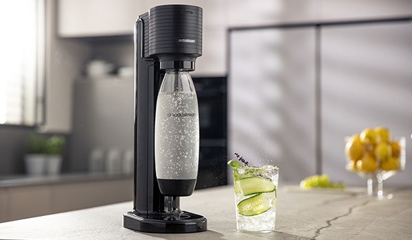Aparatele Sodastream: O alternativă sustenabilă și economică la apa îmbuteliată?